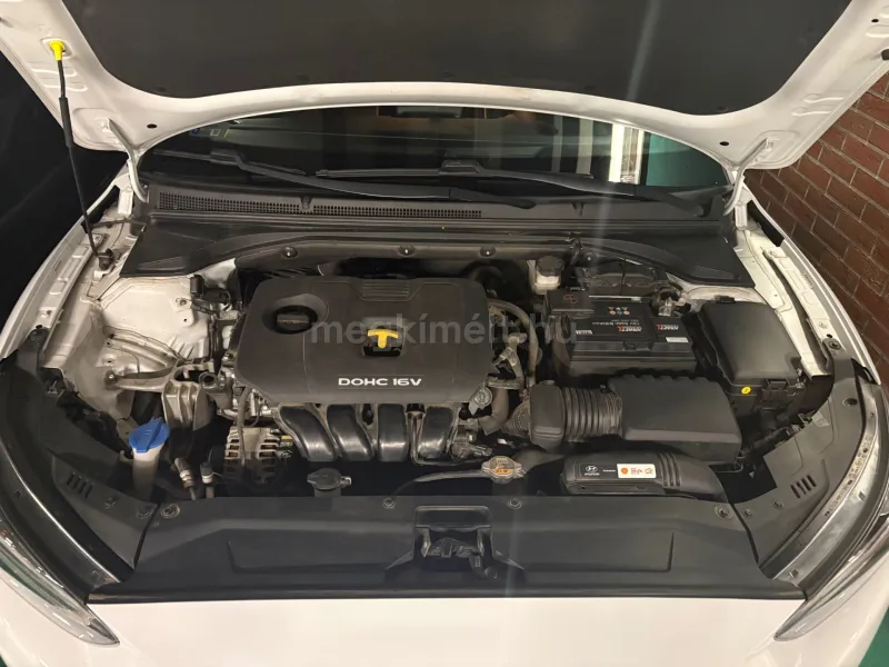 Hyundai Veloster 2020
