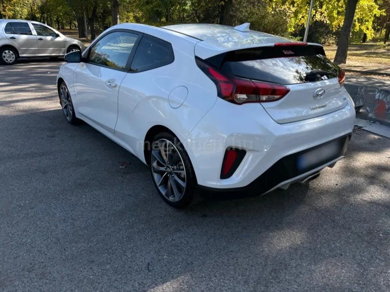 Hyundai Veloster 2020