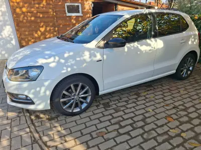 Volkswagen Polo 2015 (miniatűr)