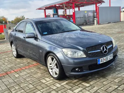 Mercedes-Benz C 180