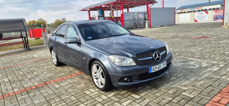 Mercedes-Benz C 180 2010