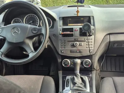 Mercedes-Benz C 180 2010 (miniatűr)