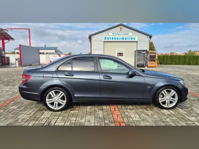 Mercedes-Benz C 180 2010 (miniatűr)