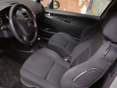 Peugeot 207 2007 (miniatűr)