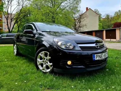 Opel Astra 2005 (miniatűr)