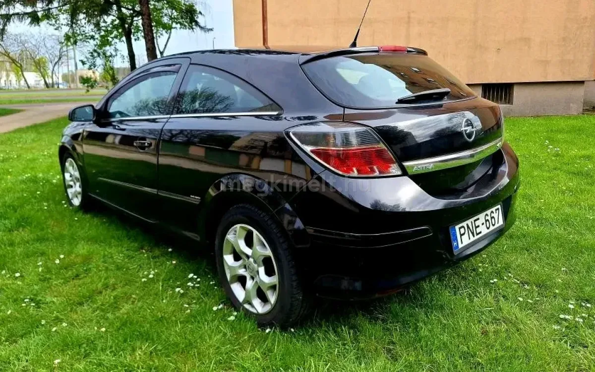 Opel Astra 2005
