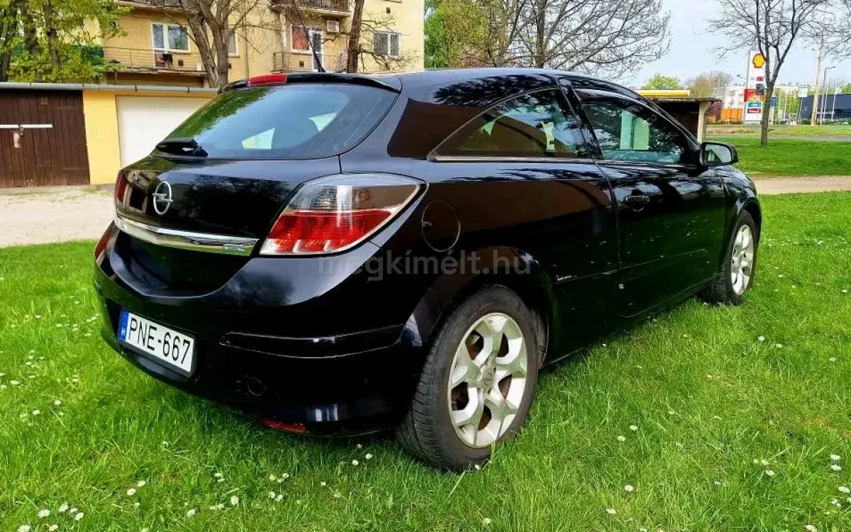 Opel Astra 2005