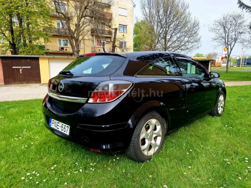 Opel Astra 2005