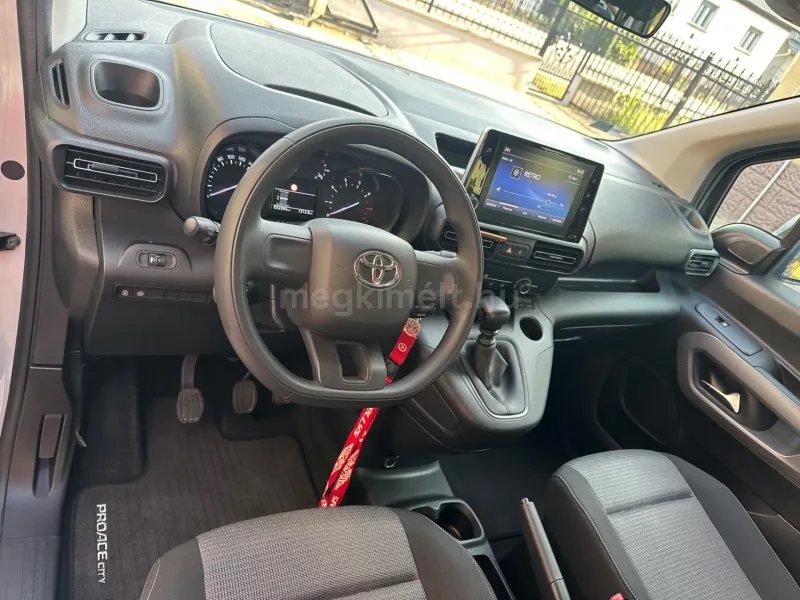 Toyota Proace City 2021