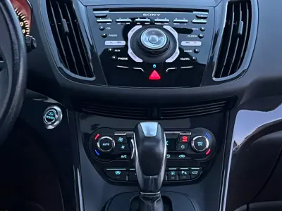 Ford Kuga 2013 (miniatűr)