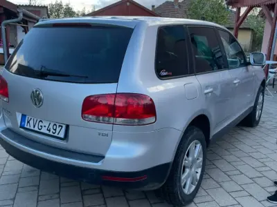 Volkswagen Touareg 2005 (miniatűr)