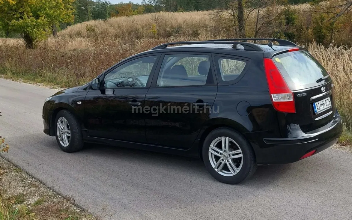 Hyundai i30 2011
