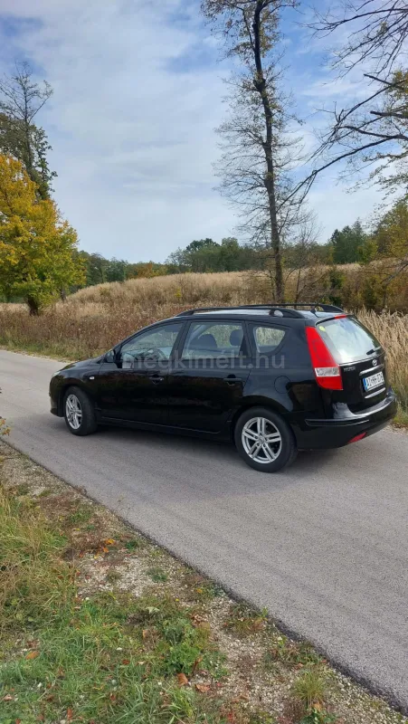 Hyundai i30 2011