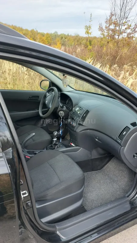 Hyundai i30 2011