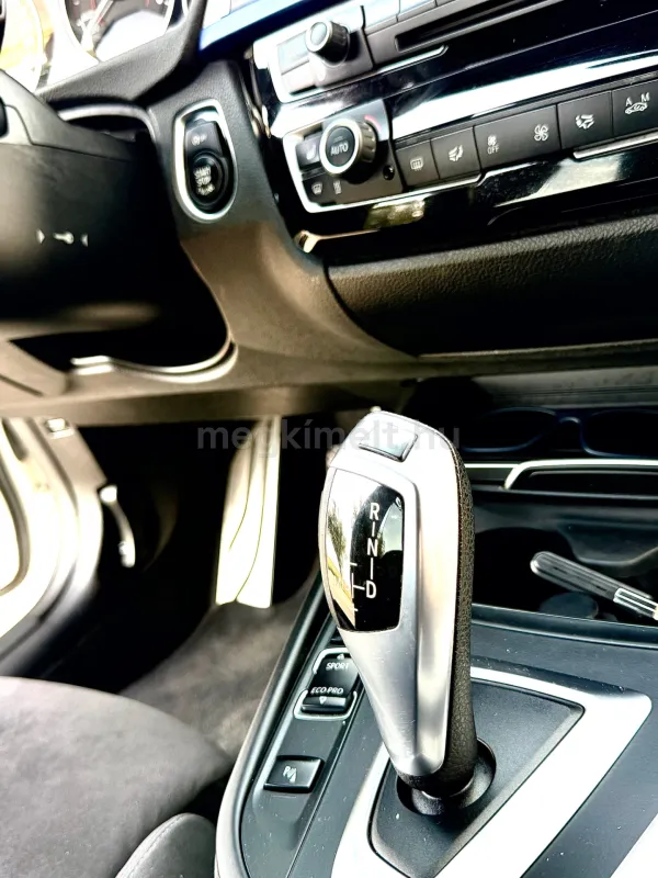 BMW 320 2015