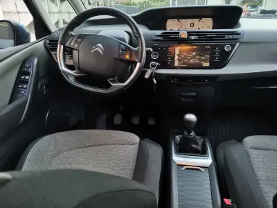 Citroën C4 Picasso 2016 (miniatűr)