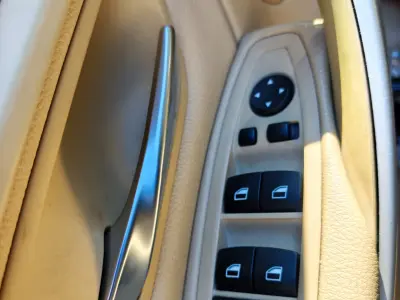 BMW 318 2014 (miniatűr)