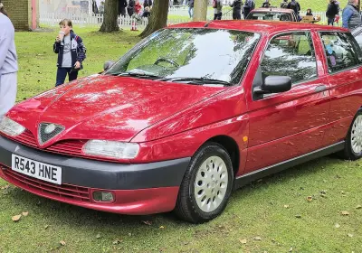Alfa Romeo 146