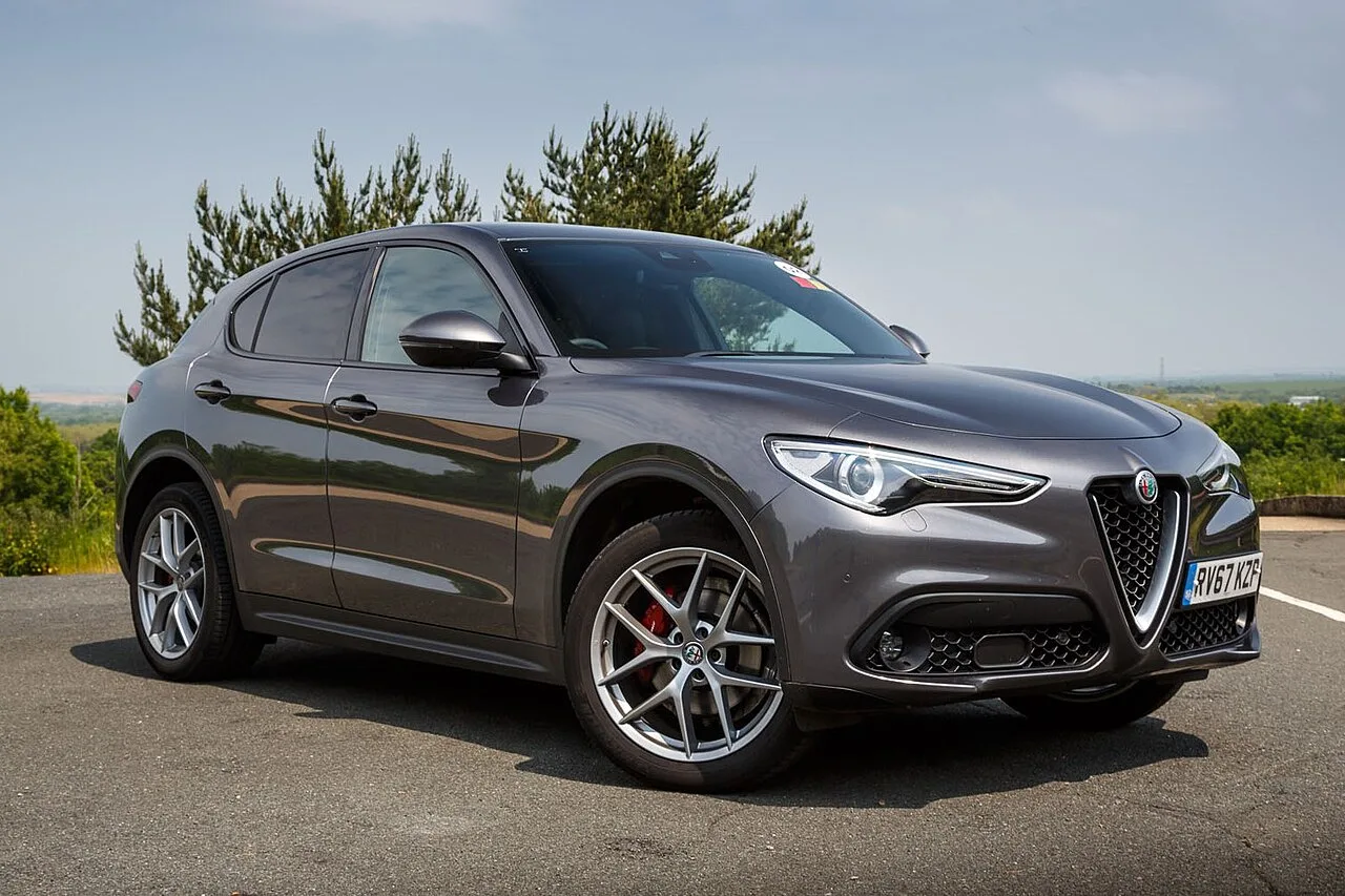Alfa Romeo Stelvio — Alfa Romeo Stelvio (2016 óta)