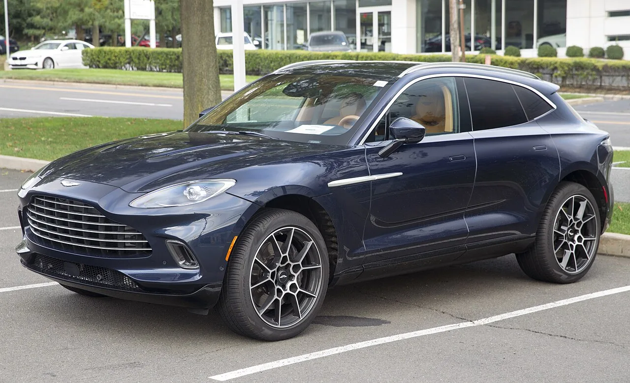 Aston Martin DBX — Aston Martin DBX (2020 óta)