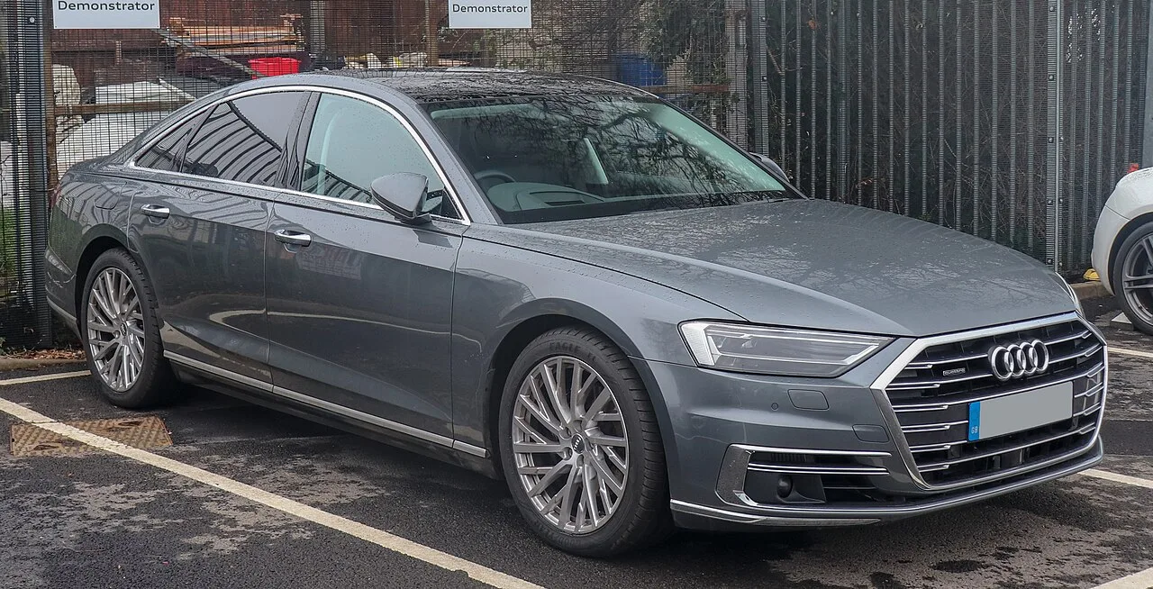 Audi A8 (1994–2002)