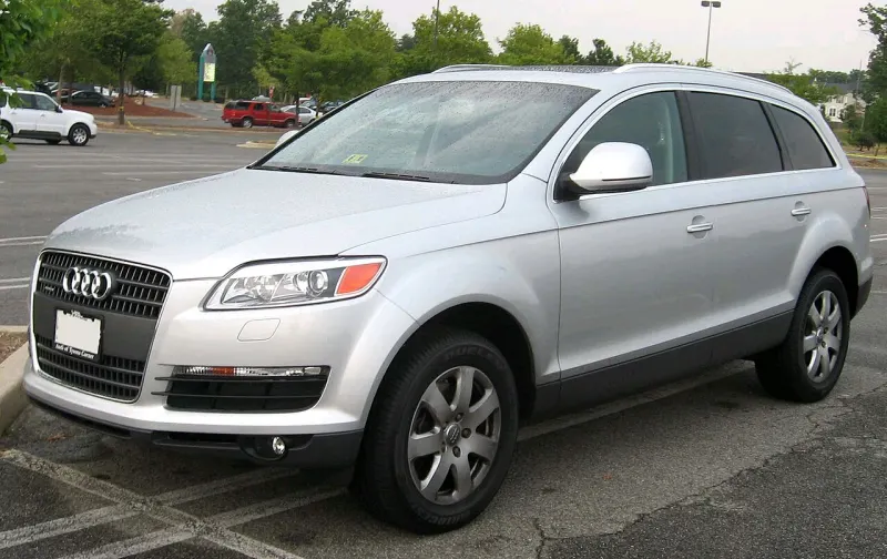 Audi Q7 First generation (2005–2015)