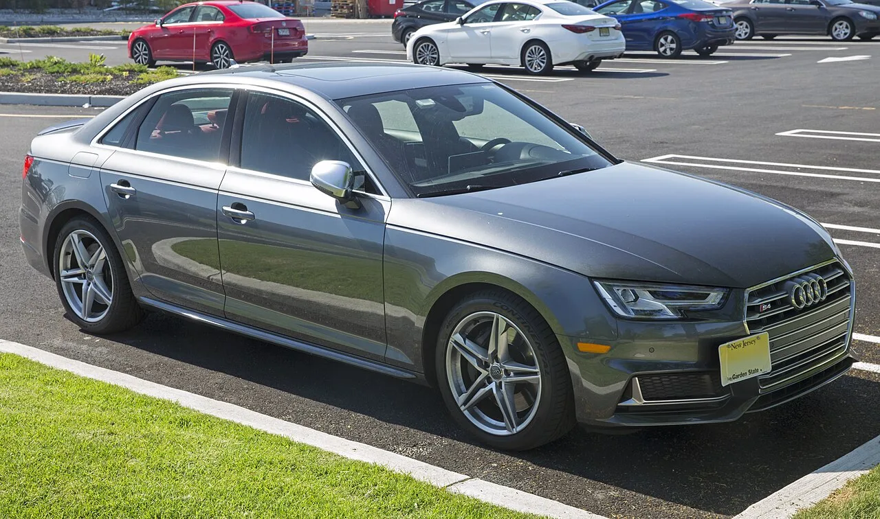 Audi S4 (1991–1994)