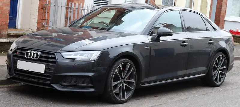 Audi S4 Sixth generation (B9/8W) (2017–2025)