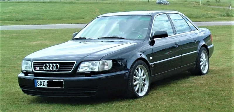 Audi S6 First generation (C4/4A) (1994–1997)