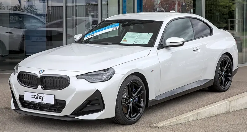 BMW 228 BMW 2 Series (2021 óta)