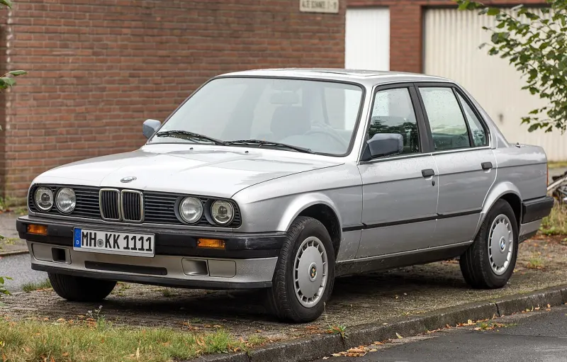 BMW 330 E30 (1982–1994)