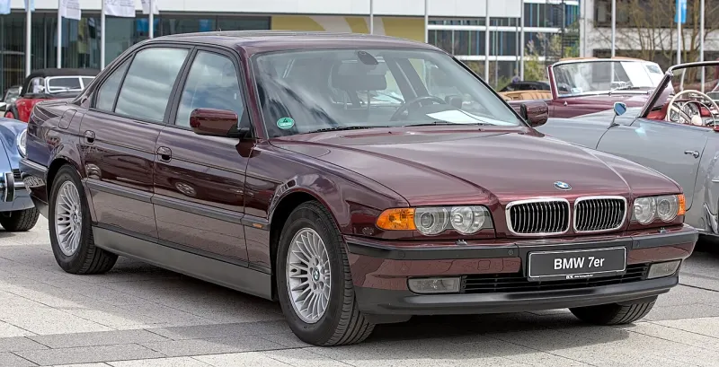 BMW 750 E38 (1994–2001)
