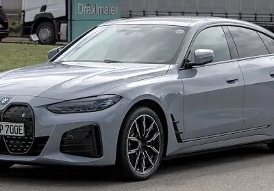 BMW i4