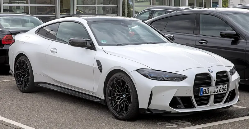 BMW M4 Second generation (G82) (2020 óta)