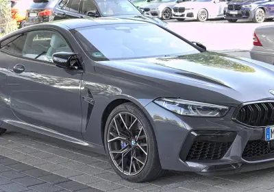 BMW M8