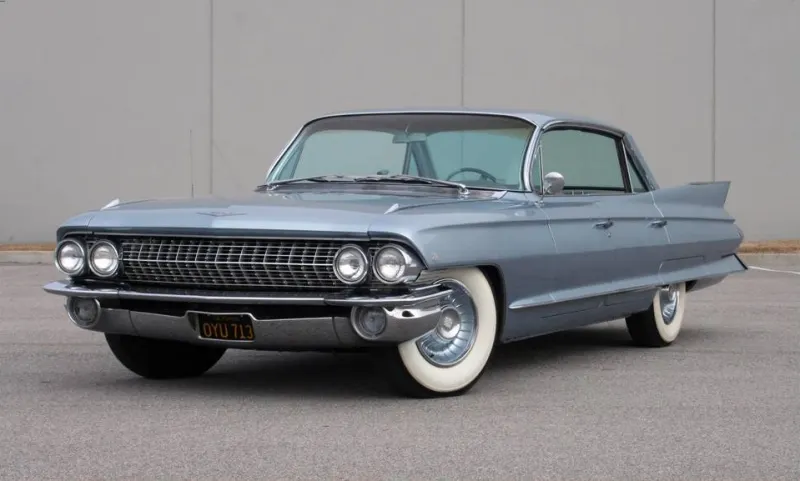 Cadillac Deville Second generation (1961–1964)