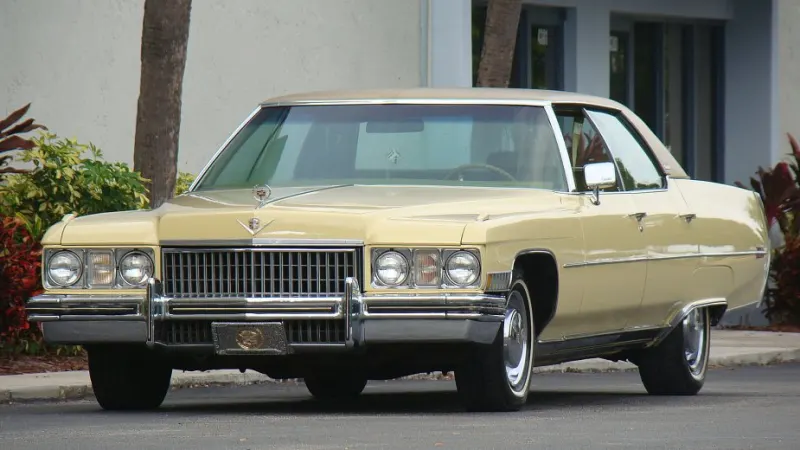 Cadillac Deville Fourth generation (1971–1976)