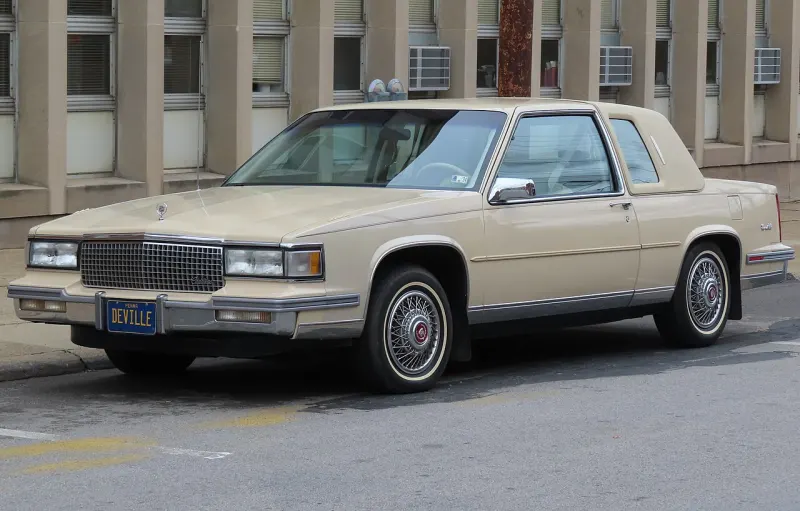 Cadillac Deville Sixth generation (1985–1993)