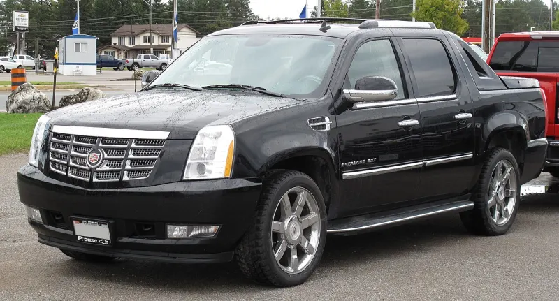 Cadillac Escalade Second generation (2006–2013)