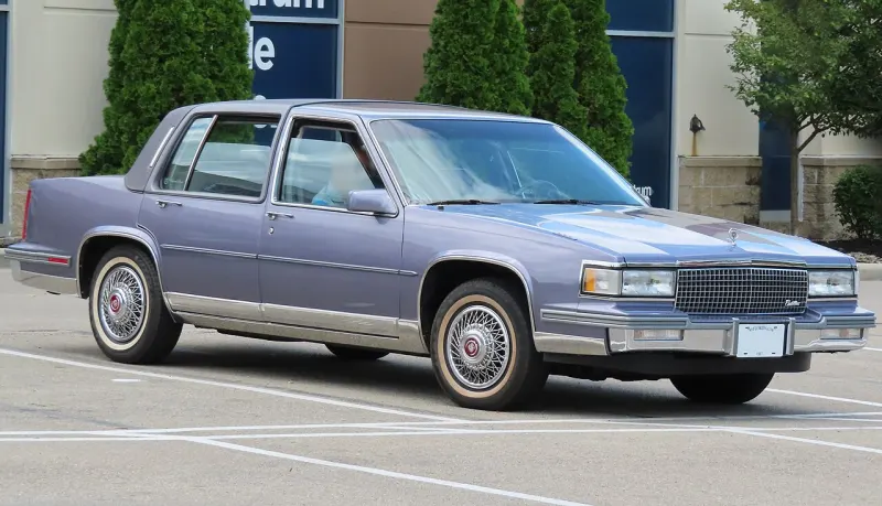 Cadillac Fleetwood First generation (1985–1992)