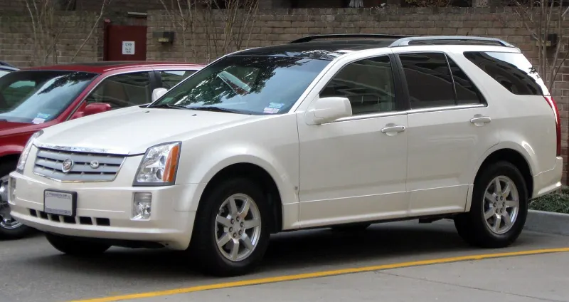 Cadillac SRX First generation (2003–2009)