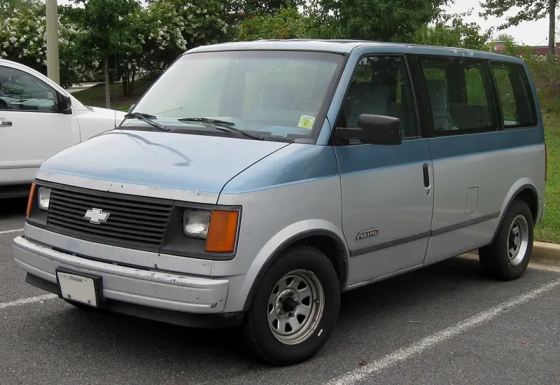 Chevrolet Astro First generation (1985–1994)