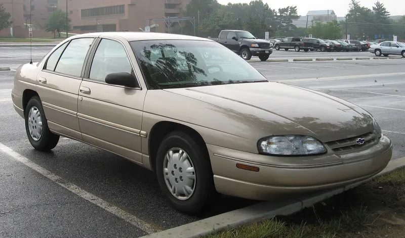 Chevrolet Lumina Second generation (1994–2001)