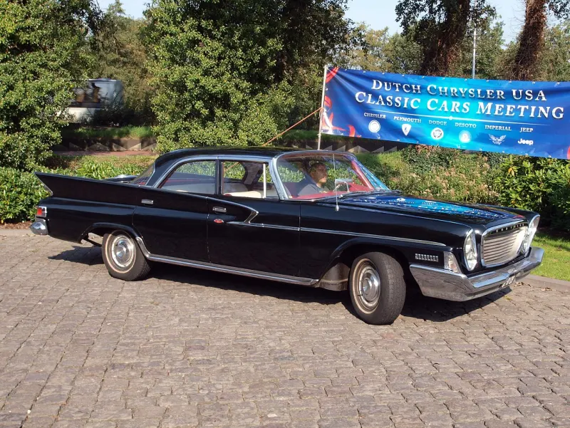 Chrysler Saratoga Fifth generation (Canada) (1961–1965)