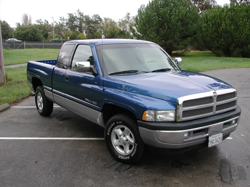 Dodge RAM Second generation (1993–2001)