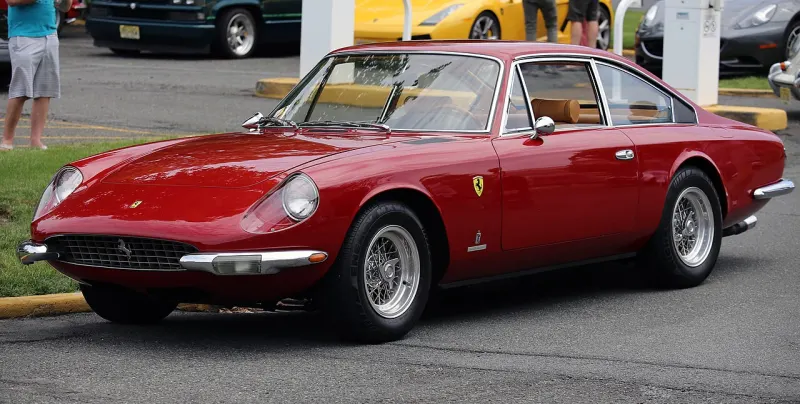 Ferrari 365 GT 2+2 (1967–1971)