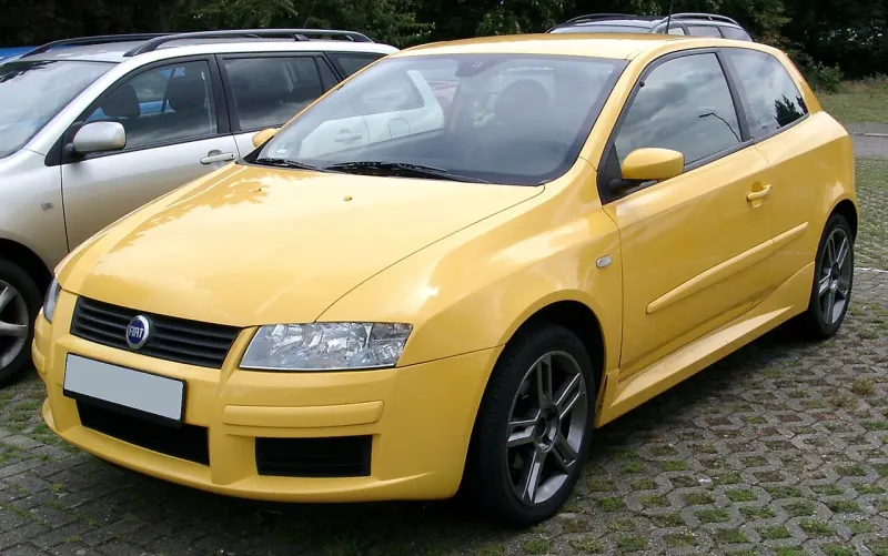 Fiat Stilo Fiat Stilo (2000–2007)