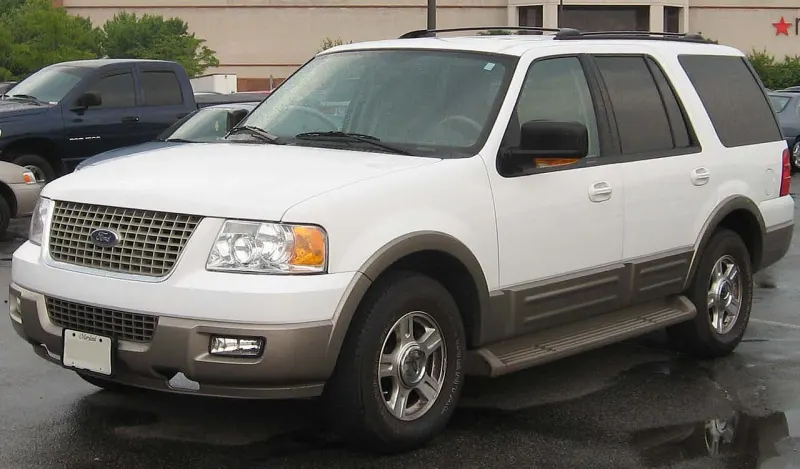 Ford Expedition Second generation (2002–2006)