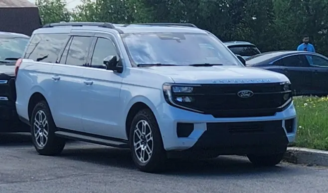 Ford Expedition Expedition MAX (2025 óta)