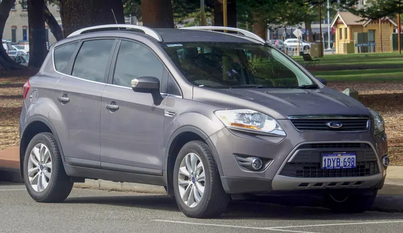 Ford Kuga First generation (2008–2013)